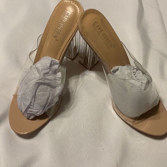 CAPE ROBBIN SIZE 9 Fusion clear open toe slip on w/block transparent heels - Picture 2 of 10